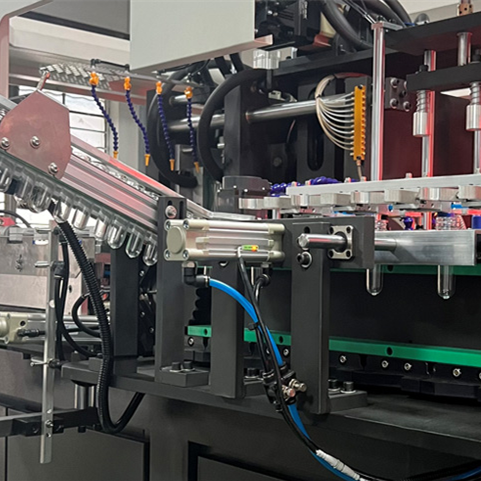 PET Water Bottle Making Machine